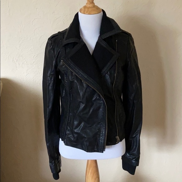 Free People Jackets & Blazers - Free People bomber jacket!